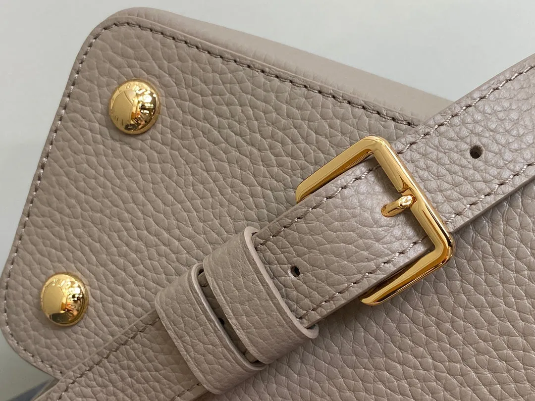 Louis Vuitton CAPUCINES MM 31 IN KHAKI BROWN TAURILLON